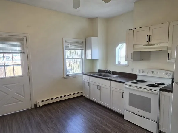 193 Brooks St APT 1, Boston, MA 02128