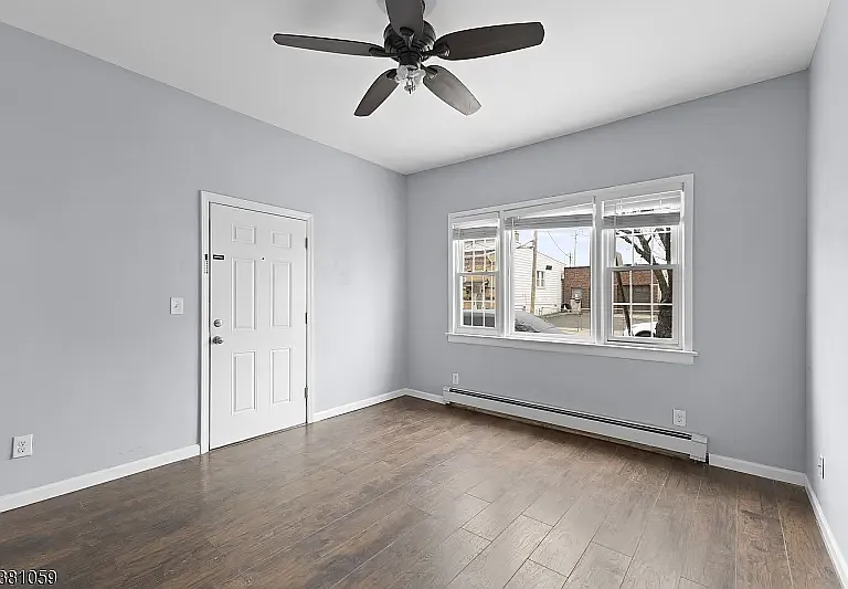 76 Heckel St #1 — Photo 6