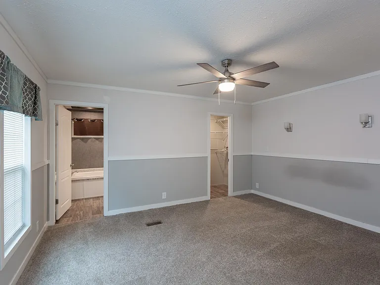 120 Nancy Ln — Photo 9