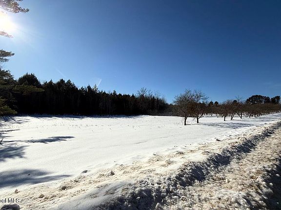 2nd image of L172 Greens Corner Road