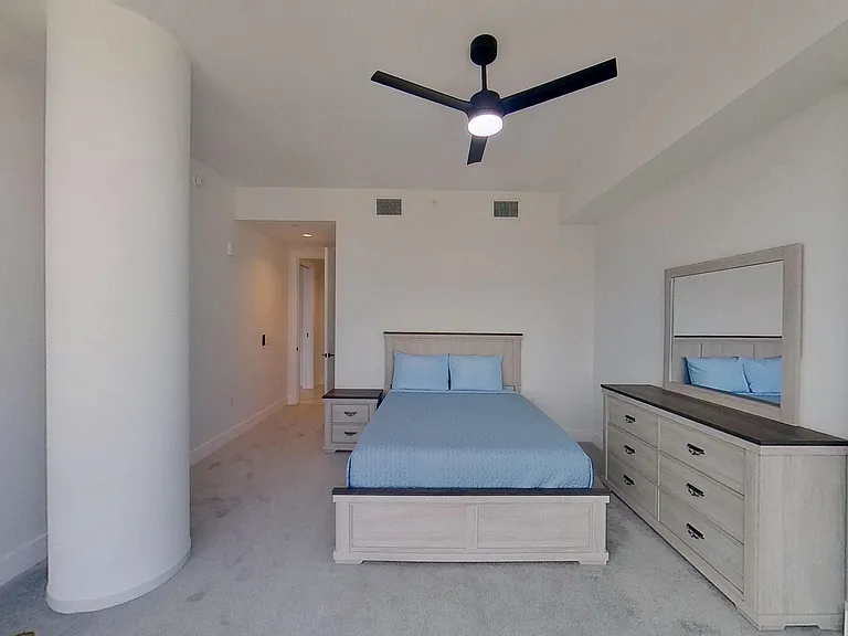 Signature Place — Photo 20