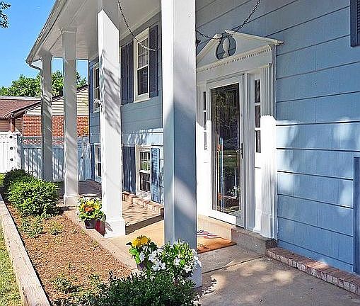4th image of 14834 Cranoke St