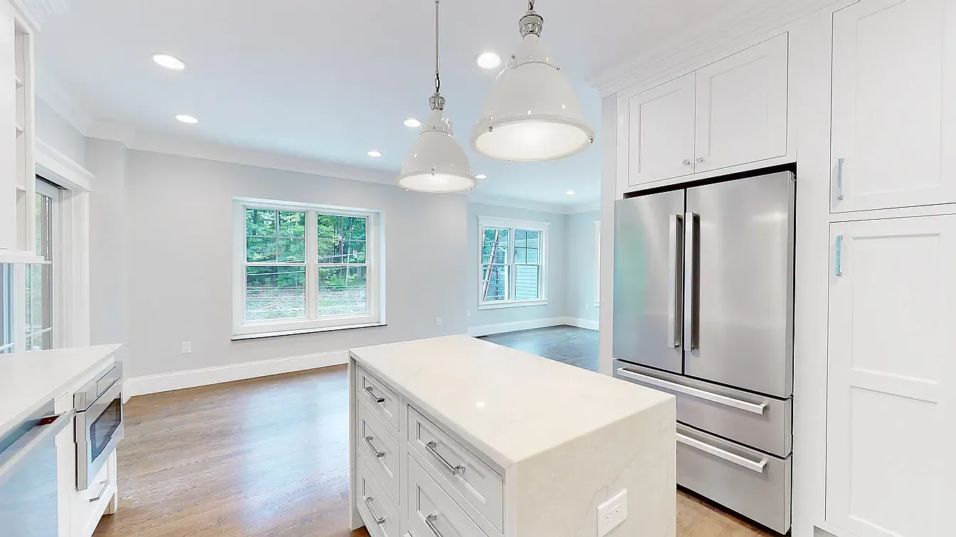 4 bed, 3.5 bath, 2000 sqft, $9,000 — Photo 3