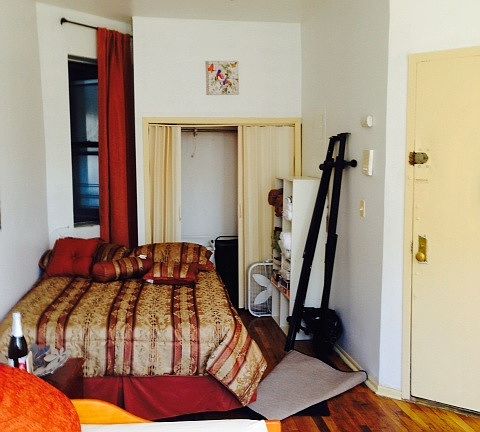 4th image of 1467 Bedford Ave APT 1A
