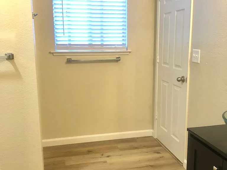 Madison Townhomes — Photo 17