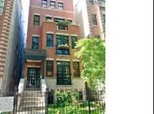 722 W Briar Pl #1, Chicago, IL 60657