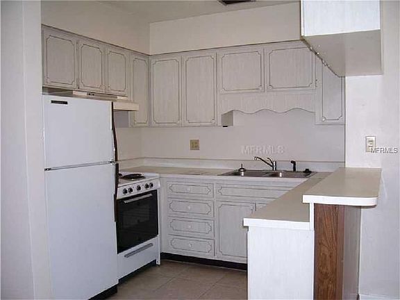 2nd image of 2099 Kings Hwy
