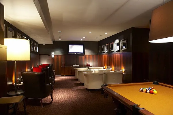 Rented by Brown Harris Stevens | media 34