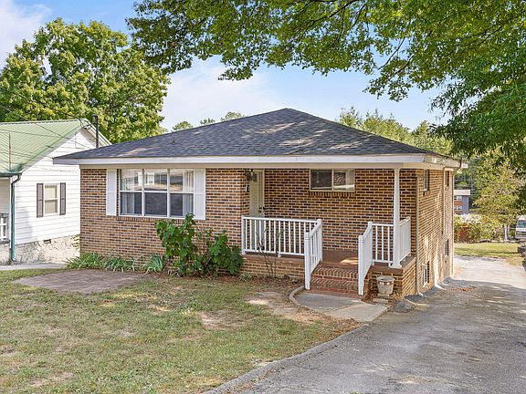 2nd image of 812 Poindexter Ave
