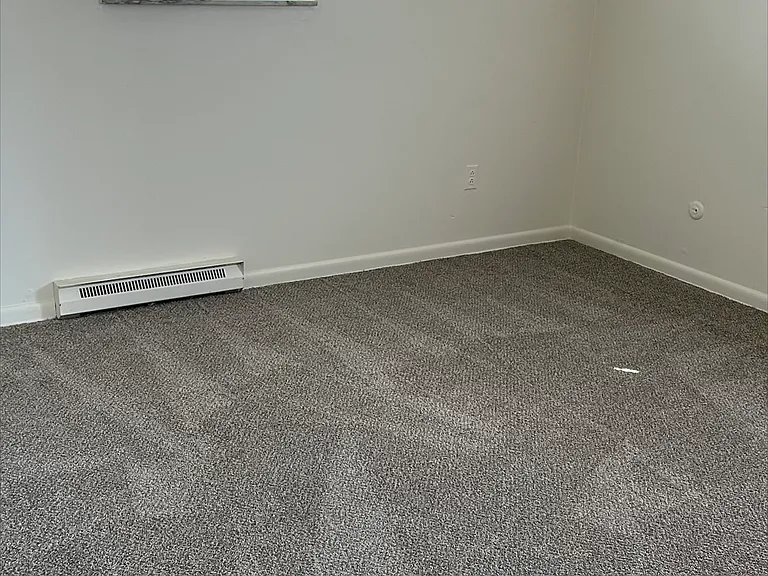 7B Helen Way — Photo 6