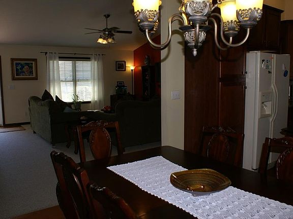 5th image of 1619 N Oakmont Ave