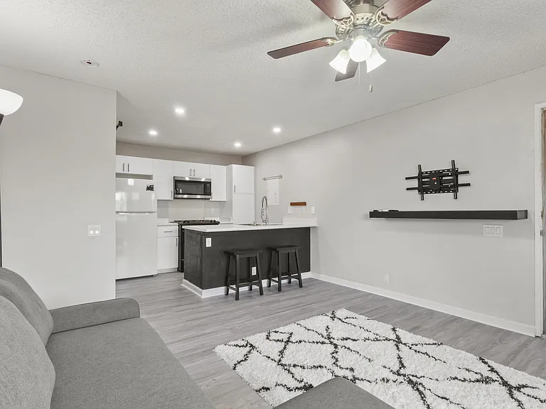 91-1014 Mikohu St #18T — Photo 6