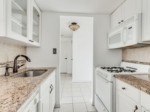5th image of 380 Fulton Street #M2