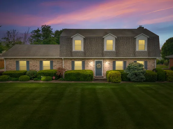 425 Lasher Dr, Seymour, IN 47274