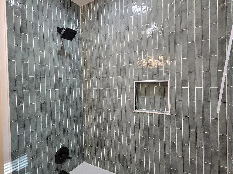302 Kelso Dr SW — Photo 18