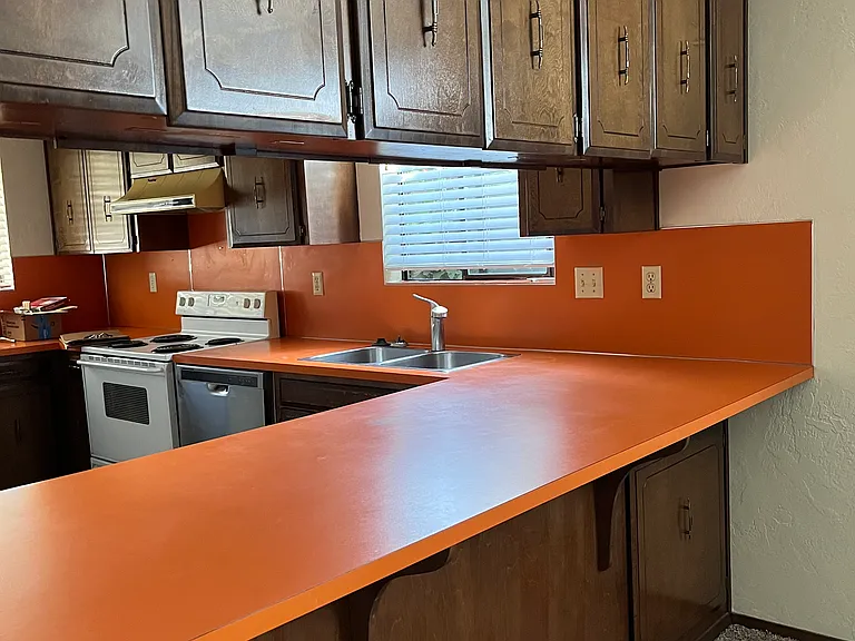 Plenty of space for bar stools