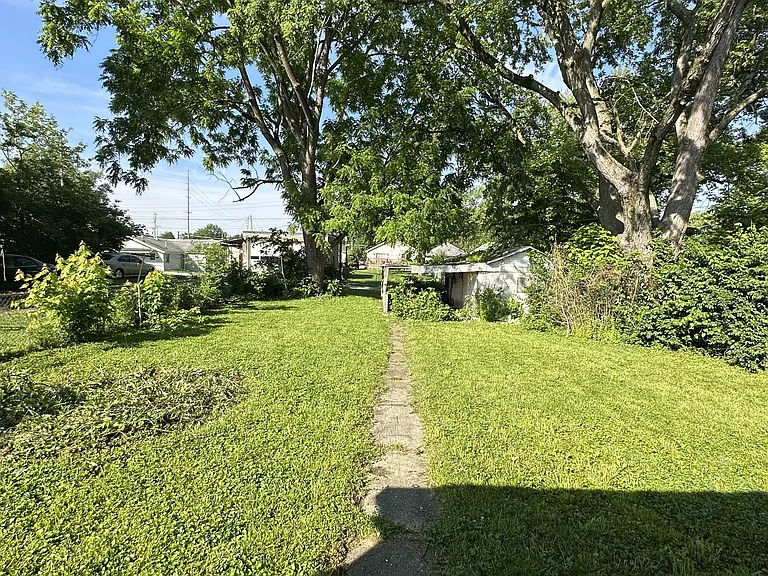 1531 Johnson Ave — Photo 17