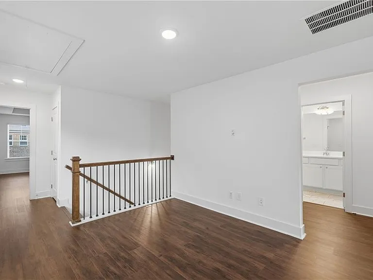 2244 Mulsanne Dr — Photo 28