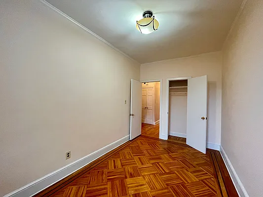 Rented by Compass | media 10