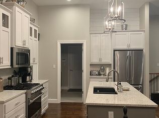 6321 SW 44th St, Topeka, KS 66610