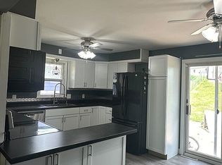 1012 Maquoketa St, Anamosa, IA 52205