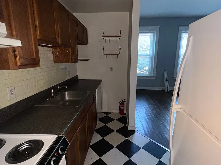 2623 Floyd Avenue — Photo 12
