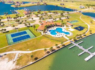 W Lago Loop Rd, Port o connor, TX 77982