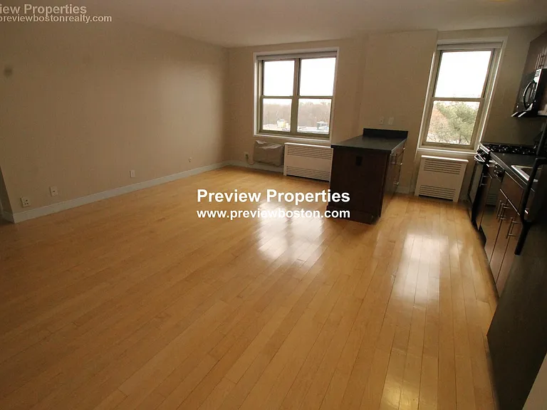 Camelot Ct — Photo 9