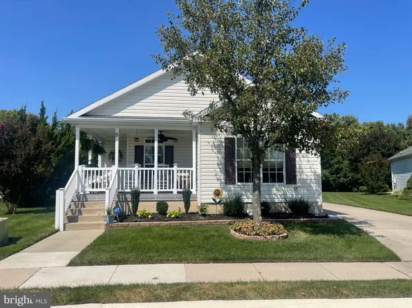 5 Lydian Dr, Williamstown, NJ 08094