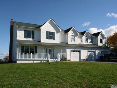 354 Williams Way N, Baiting Hollow, NY, 11933