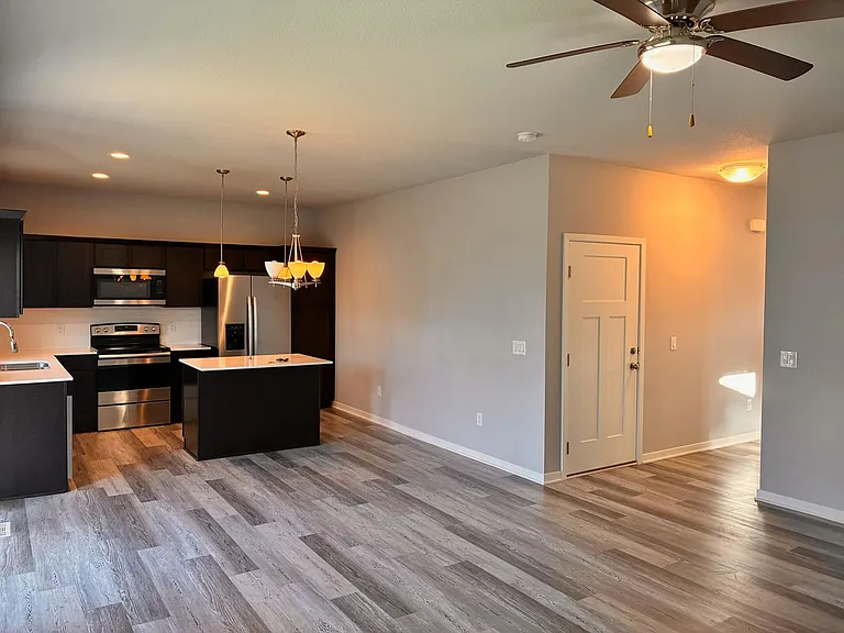 15133 Foxglove Ln — Photo 8