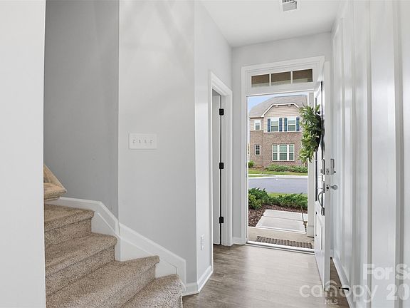 3rd image of 2614 Winter Thistle Way