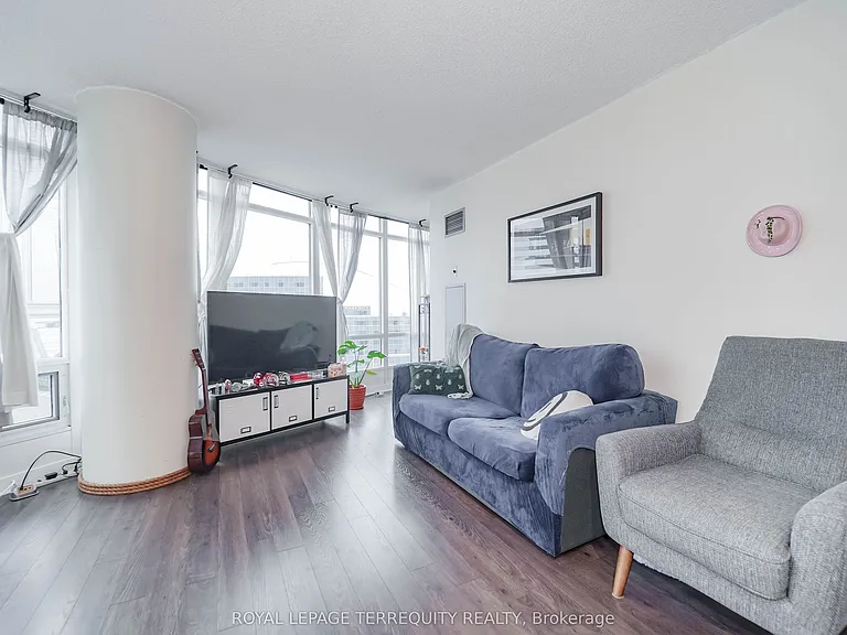 361 Front St W #1603 — Photo 13