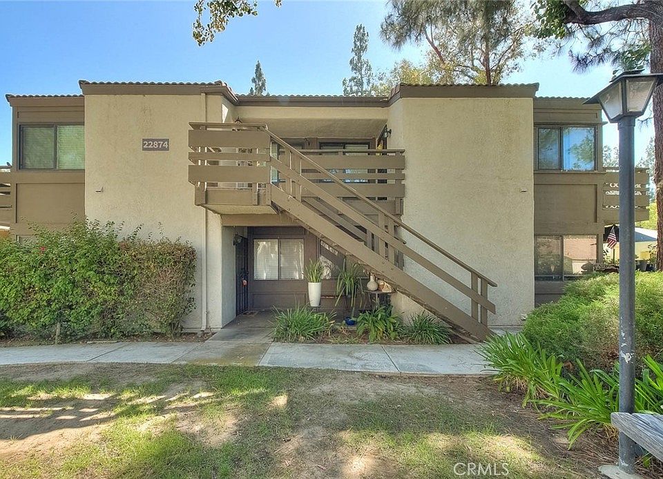 1st image of 22874 Hilton Head Dr
