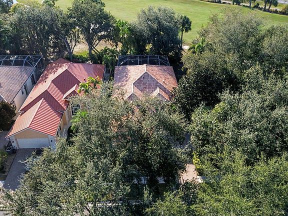 5th image of 1590 SW Balmoral Trace