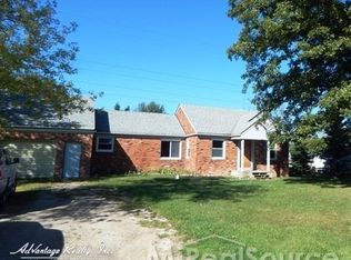 15450 Helen Dr, Allenton, MI 48002