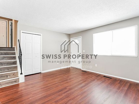 3rd image of 5279 Lindora Dr