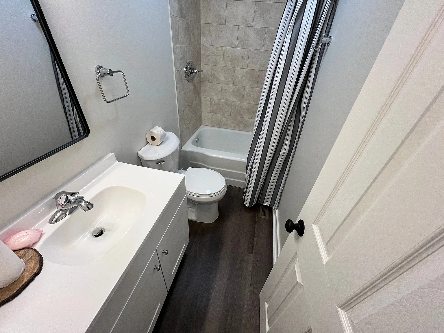 2 bed, 1.0 bath, 750 sqft, $1,595 — Photo 4