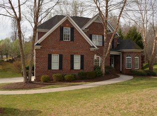 4930 Chestnut Hill Ln, Winston Salem, NC 27106