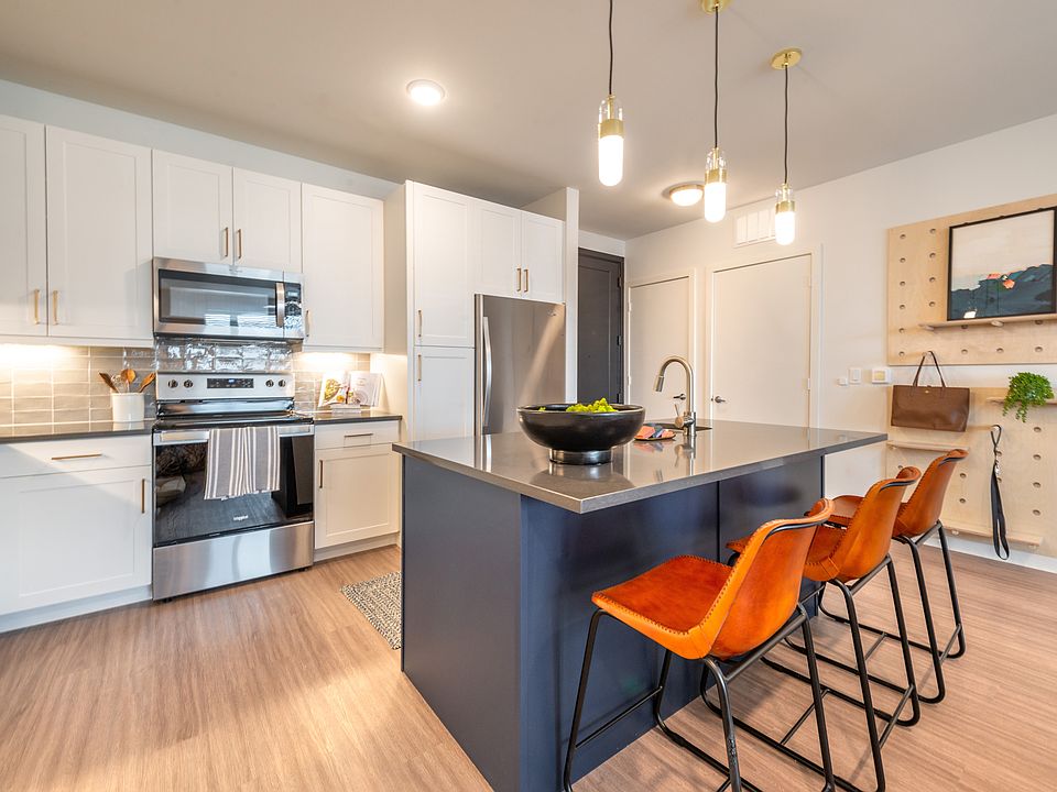 Model B2 Kitchen