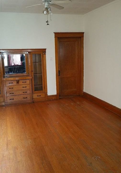 1st image of 6112 S Maplewood Ave #1