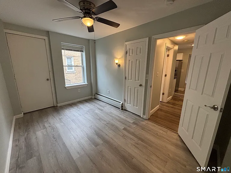 213 Golden Hill St #6F — Photo 12