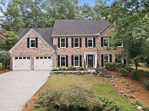 45 Creekside Dr, Dallas, GA 30157