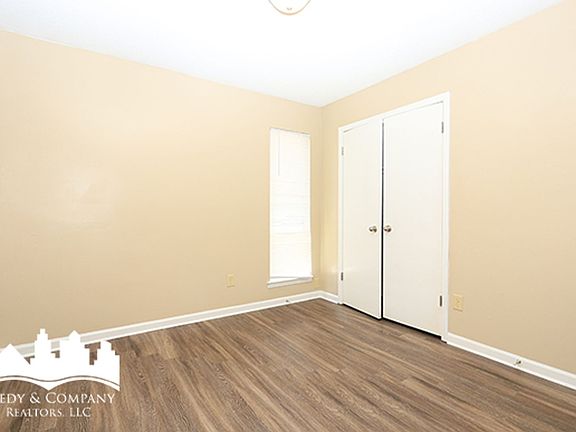 5th image of 5104 Corkwood Dr
