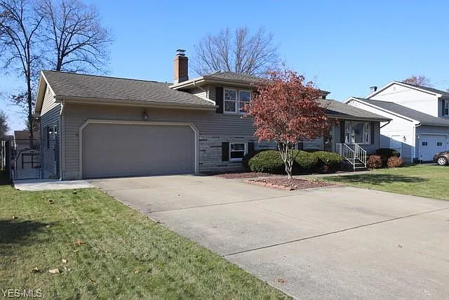 182 Maple Leaf Dr photo 1