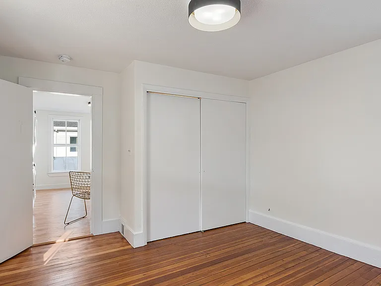 54 Bonair St #1B — Photo 8