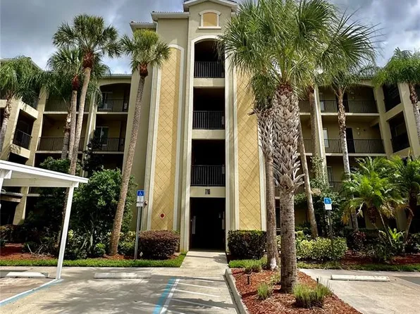 7705 GRAND ESTUARY TRAIL #204, BRADENTON, FL 34212