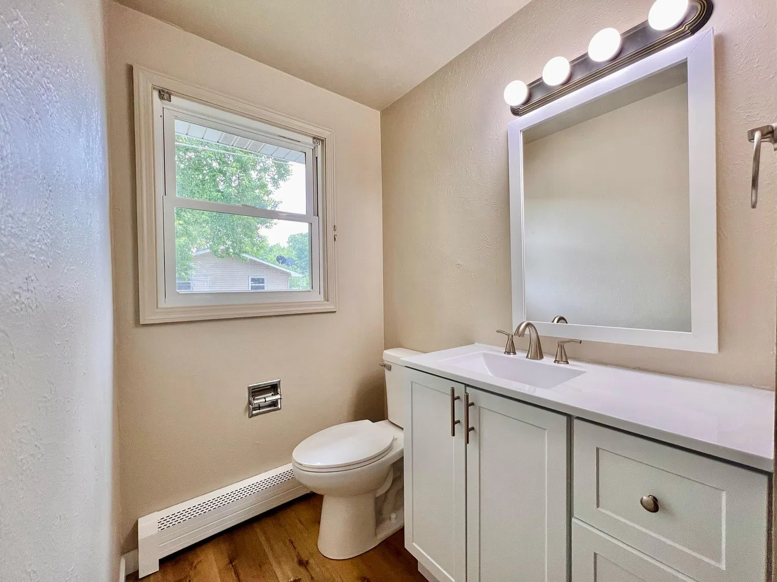420 N Norwood Ave — Photo 4