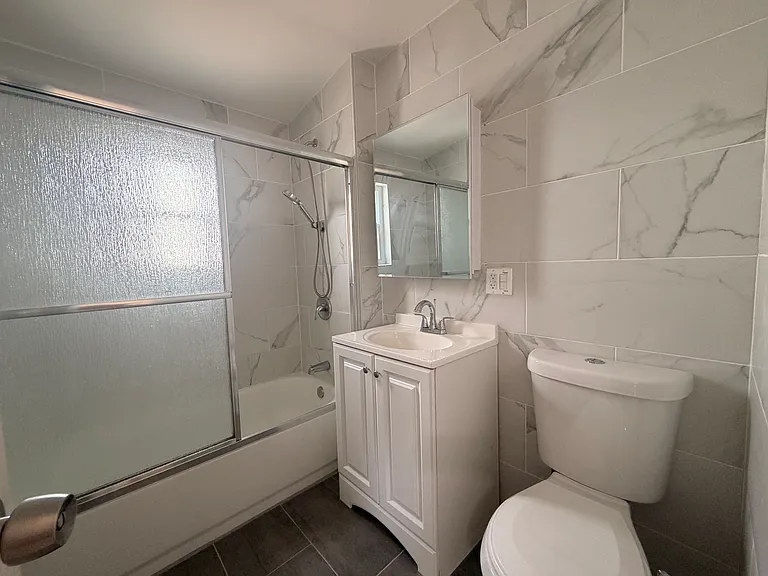 77-52 252nd St #2 — Photo 8