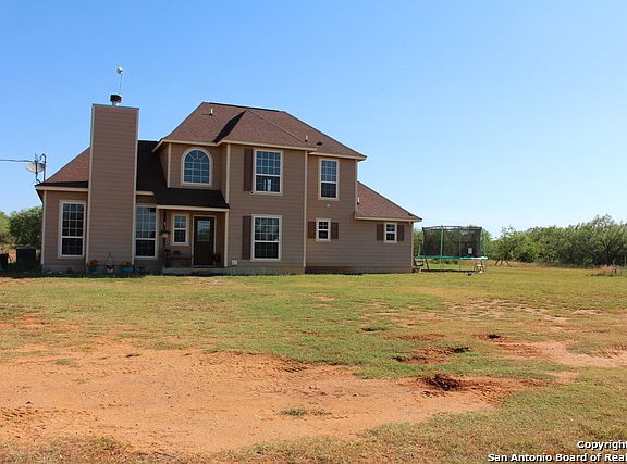 2nd image of 5141 E Fm 462